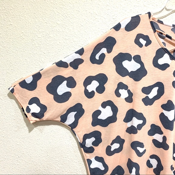 Plus Size Peach Animal Prints Tops (NWT) - Picture 8 of 8